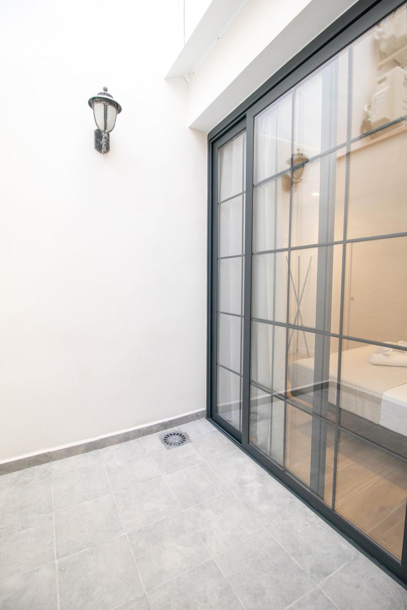 Bedtime Suites By Concept Flats Valencia Luaran gambar