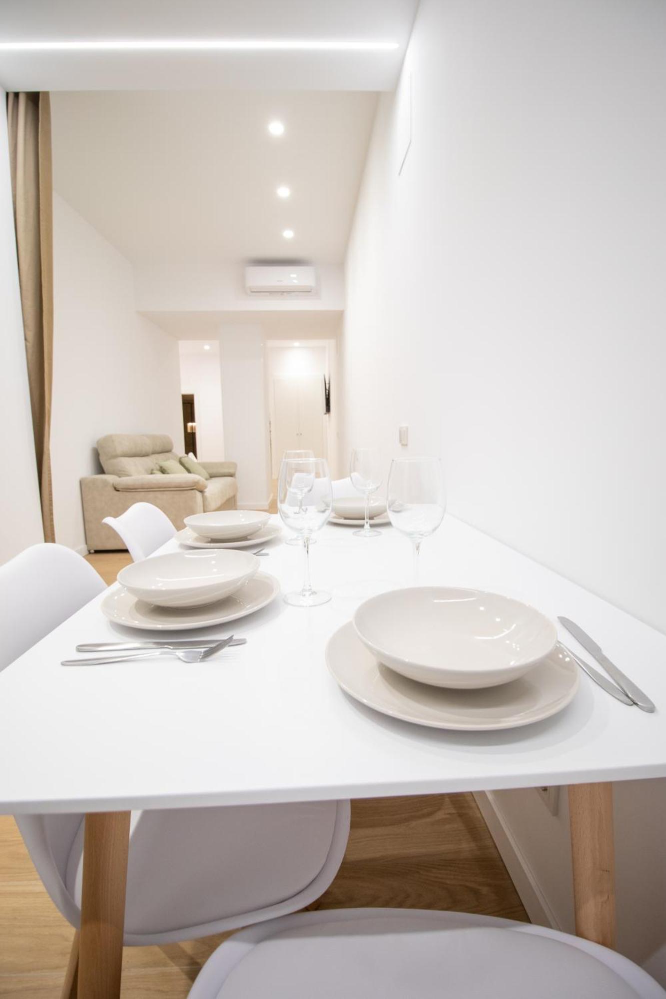 Bedtime Suites By Concept Flats Valencia Luaran gambar